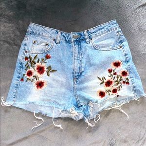 Top Shop Embroidered Floral Mom Denim Shorts